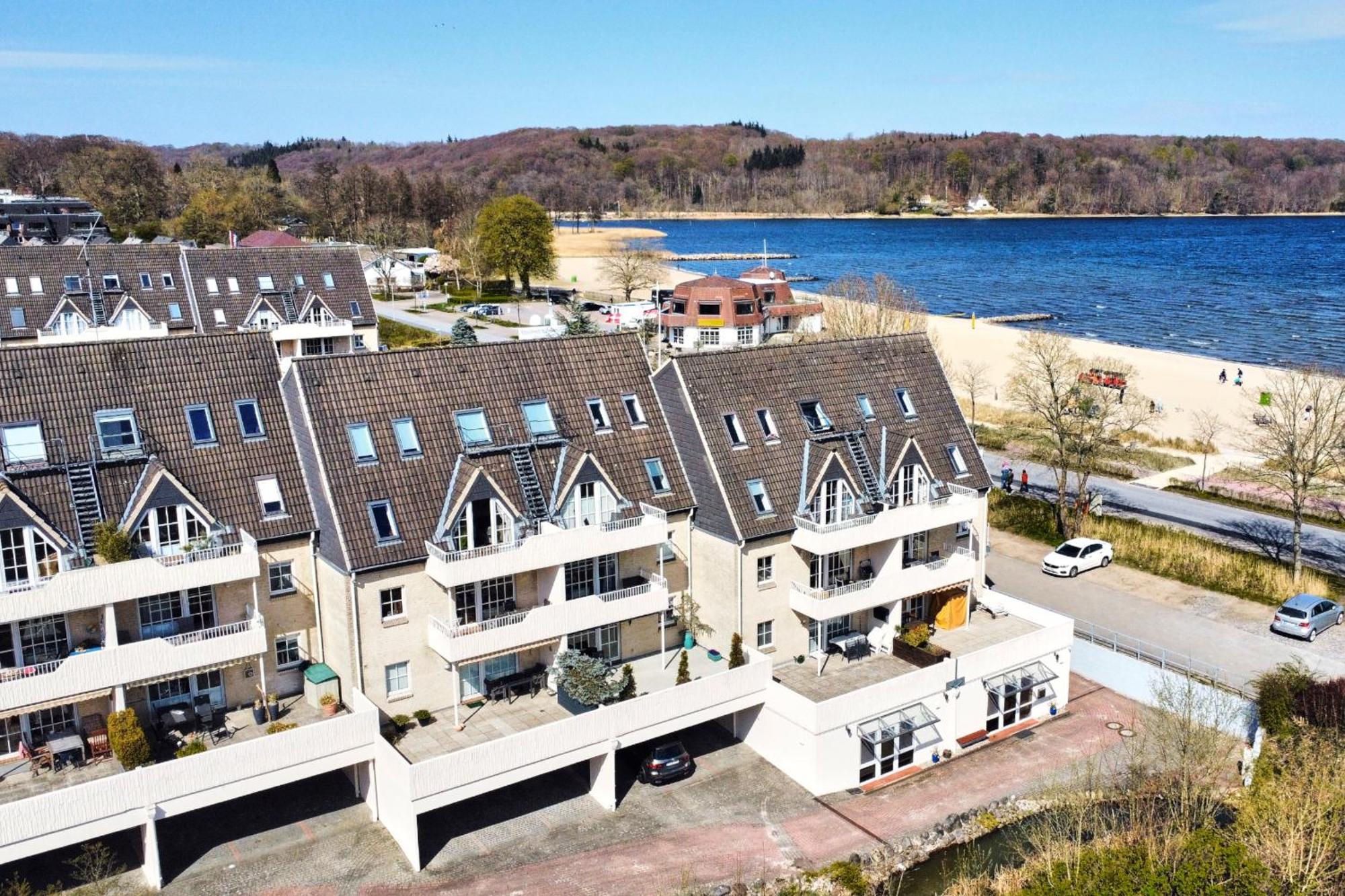 Smile, Wunderschoene Wohnung Direkt Am Strand Харисле Екстериор снимка